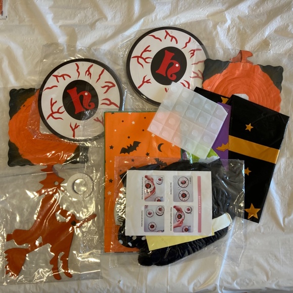 Huge Halloween Party Bundle!! - Picture 3 of 7